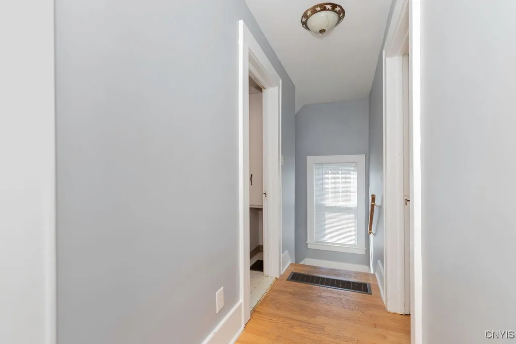 101 Mackay Avenue, Camillus, New York 13219, Camillus, New York 13219, 3 Bedrooms Bedrooms, 8 Rooms Rooms,1 BathroomBathrooms,Residential,For Sale,101 Mackay Avenue, Camillus, New York 13219,0,S1632820
