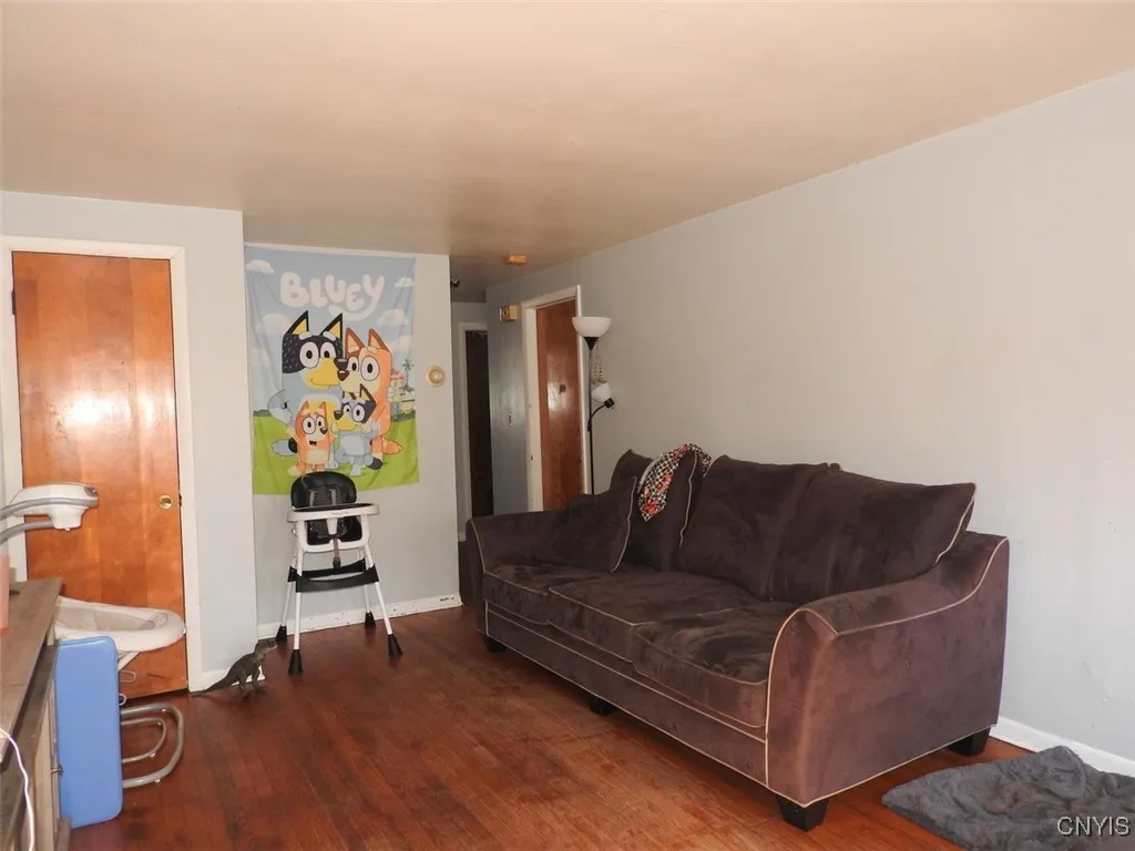201 Crehange Street, Syracuse, New York 13205, Syracuse, New York 13205, 6 Bedrooms Bedrooms, ,2 BathroomsBathrooms,Residential,For Sale,201 Crehange Street, Syracuse, New York 13205,0,S1635553