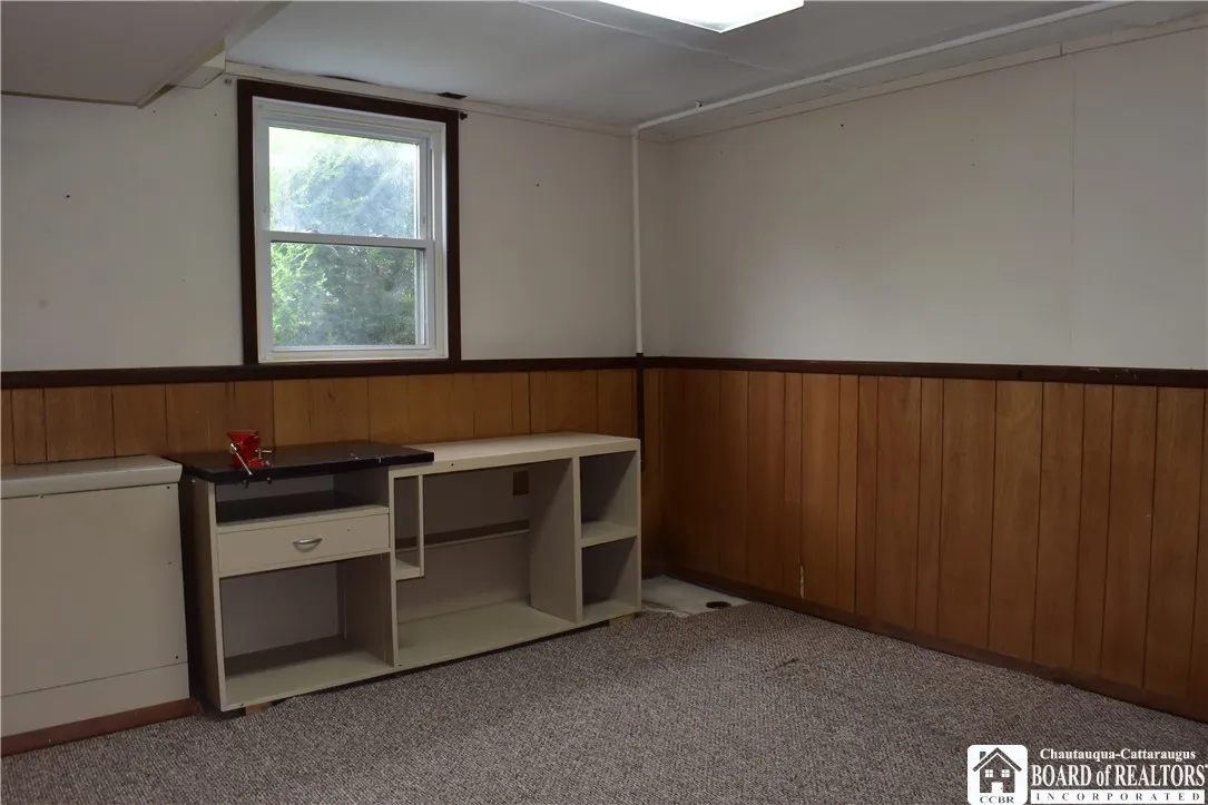 4959 Chapman Parkway, Hamburg, New York 14075, Hamburg, New York 14075, 3 Bedrooms Bedrooms, 6 Rooms Rooms,1 BathroomBathrooms,Residential,For Sale,4959 Chapman Parkway, Hamburg, New York 14075,0,R1626821