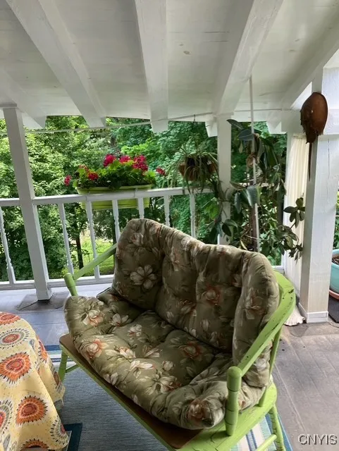 BALCONY OFF PRIMARY BDRM***
