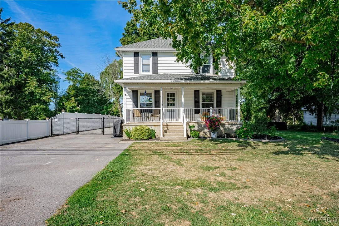 601 Lake Street, Wilson, New York 14172, Wilson, New York 14172, 4 Bedrooms Bedrooms, 8 Rooms Rooms,2 BathroomsBathrooms,Residential,Closed,601 Lake Street, Wilson, New York 14172,0,B1635775