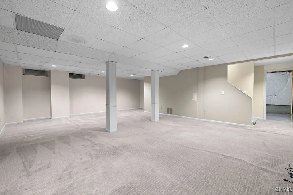 7906 East Ridge Pointe Drive, Manlius, New York 13, Manlius, New York 13066, 4 Bedrooms Bedrooms, 11 Rooms Rooms,2 BathroomsBathrooms,Residential,Closed,7906 East Ridge Pointe Drive, Manlius, New York 13,0,S1635469