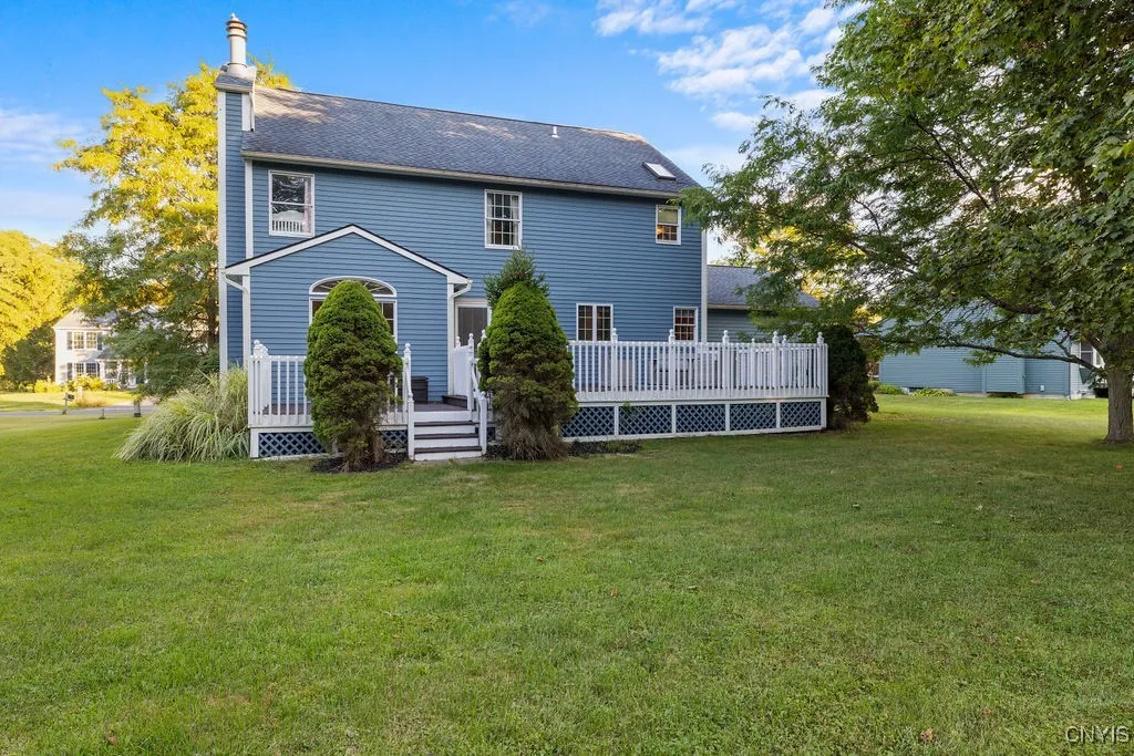 7906 East Ridge Pointe Drive, Manlius, New York 13, Manlius, New York 13066, 4 Bedrooms Bedrooms, 11 Rooms Rooms,2 BathroomsBathrooms,Residential,Closed,7906 East Ridge Pointe Drive, Manlius, New York 13,0,S1635469