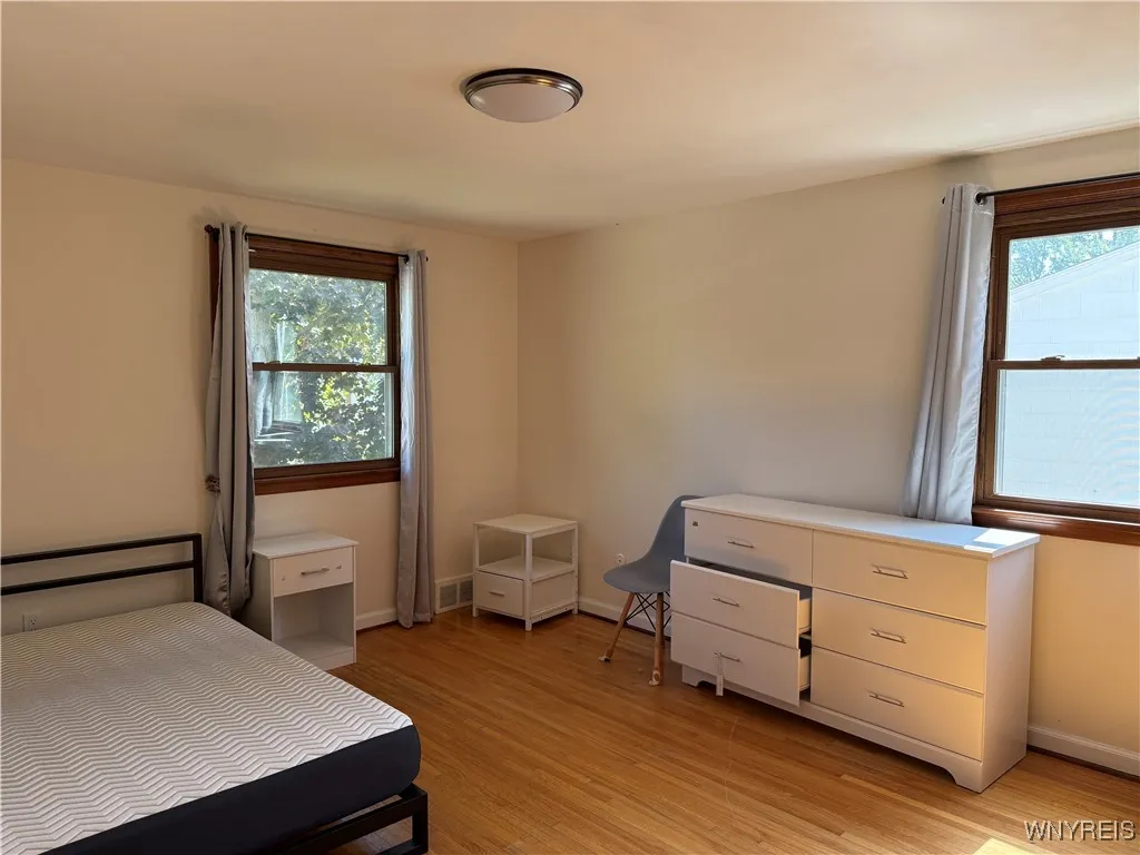 59 Laurie Lea, Amherst, New York 14221, Amherst, New York 14221, 4 Bedrooms Bedrooms, 8 Rooms Rooms,2 BathroomsBathrooms,Residential,For Sale,59 Laurie Lea, Amherst, New York 14221,0,B1634520