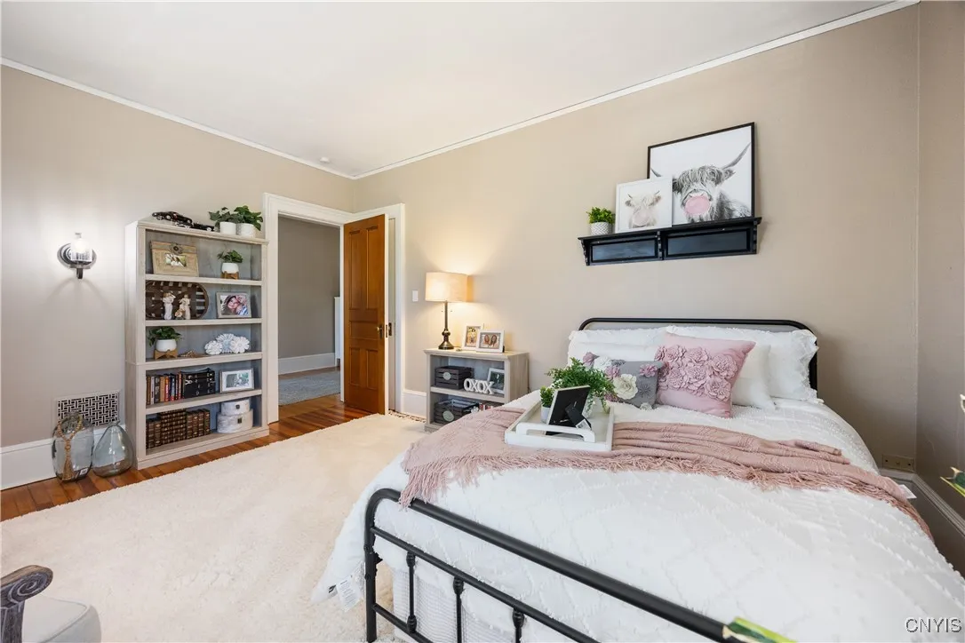 915 Bellevue Terrace, Syracuse, New York 13204, Syracuse, New York 13204, 5 Bedrooms Bedrooms, 11 Rooms Rooms,2 BathroomsBathrooms,Residential,For Sale,915 Bellevue Terrace, Syracuse, New York 13204,0,S1635788