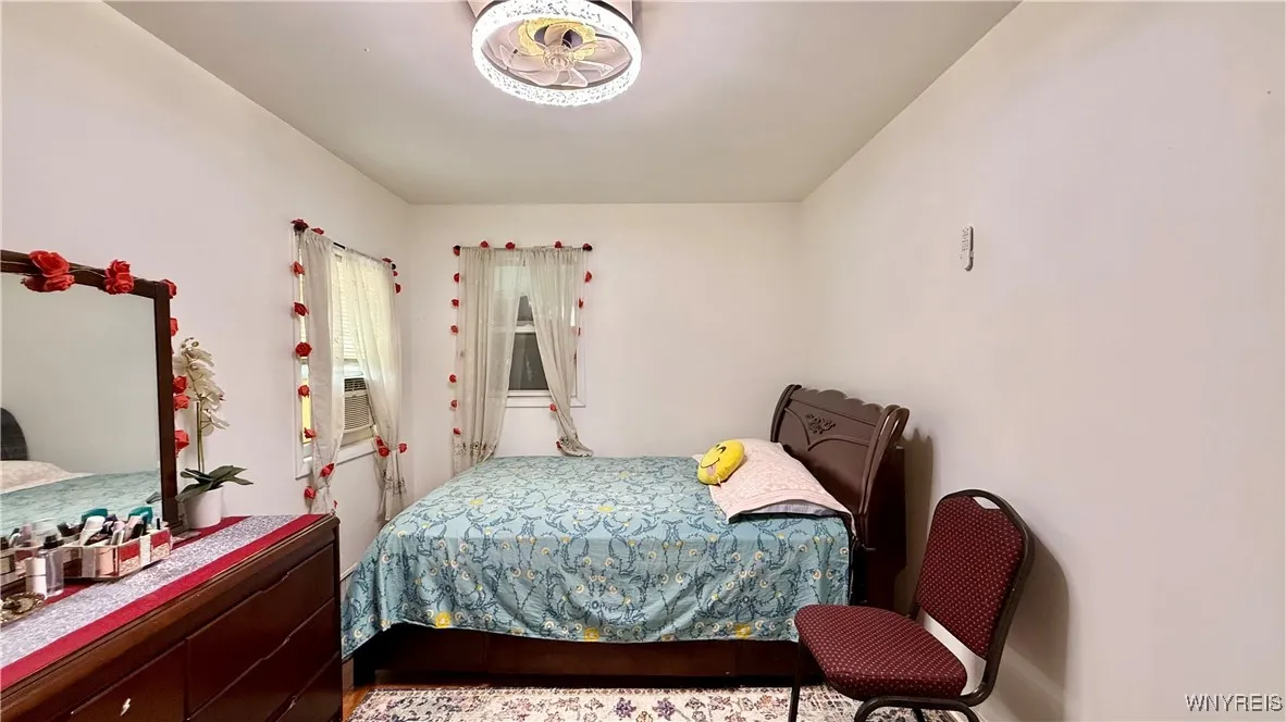 1960 Genesee Street, Buffalo, New York 14211, Buffalo, New York 14211, 5 Bedrooms Bedrooms, ,3 BathroomsBathrooms,Residential,For Sale,1960 Genesee Street, Buffalo, New York 14211,0,B1635769