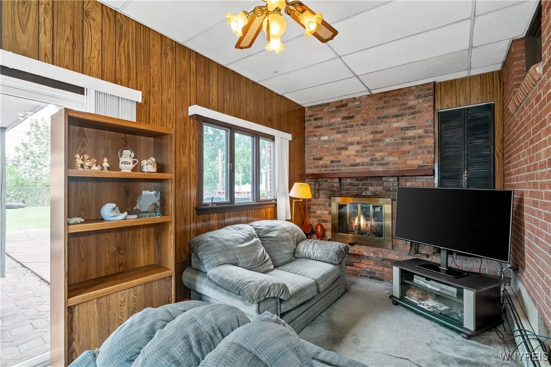 72 Robin Lane, West Seneca, New York 14224, West Seneca, New York 14224, 3 Bedrooms Bedrooms, 6 Rooms Rooms,1 BathroomBathrooms,Residential,Closed,72 Robin Lane, West Seneca, New York 14224,0,B1634960