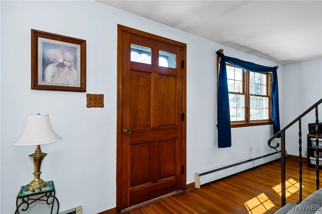 72 Robin Lane, West Seneca, New York 14224, West Seneca, New York 14224, 3 Bedrooms Bedrooms, 6 Rooms Rooms,1 BathroomBathrooms,Residential,Closed,72 Robin Lane, West Seneca, New York 14224,0,B1634960