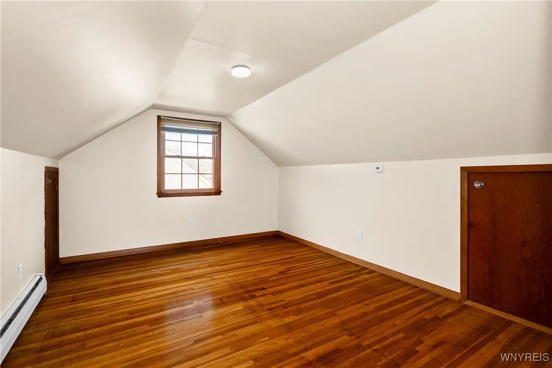 72 Robin Lane, West Seneca, New York 14224, West Seneca, New York 14224, 3 Bedrooms Bedrooms, 6 Rooms Rooms,1 BathroomBathrooms,Residential,Closed,72 Robin Lane, West Seneca, New York 14224,0,B1634960