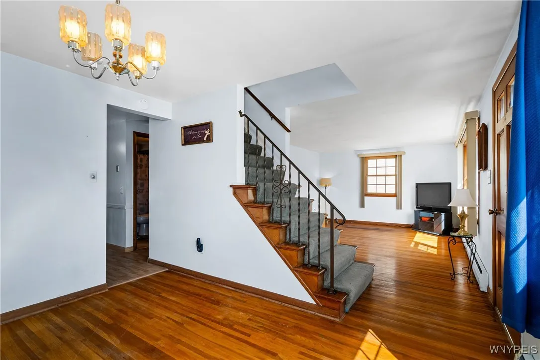 72 Robin Lane, West Seneca, New York 14224, West Seneca, New York 14224, 3 Bedrooms Bedrooms, 6 Rooms Rooms,1 BathroomBathrooms,Residential,Closed,72 Robin Lane, West Seneca, New York 14224,0,B1634960