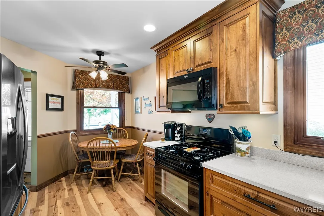 27 Eagle, Lancaster, New York 14043, Lancaster, New York 14043, 2 Bedrooms Bedrooms, 7 Rooms Rooms,2 BathroomsBathrooms,Residential,Closed,27 Eagle, Lancaster, New York 14043,0,B1635606