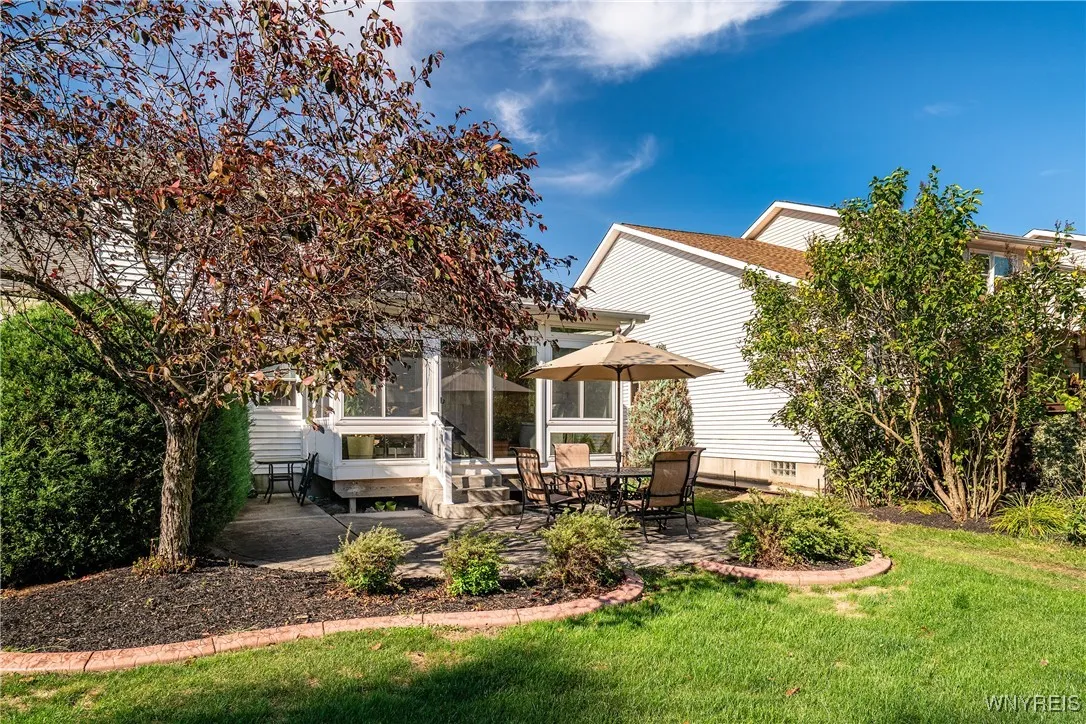 27 Eagle, Lancaster, New York 14043, Lancaster, New York 14043, 2 Bedrooms Bedrooms, 7 Rooms Rooms,2 BathroomsBathrooms,Residential,Closed,27 Eagle, Lancaster, New York 14043,0,B1635606