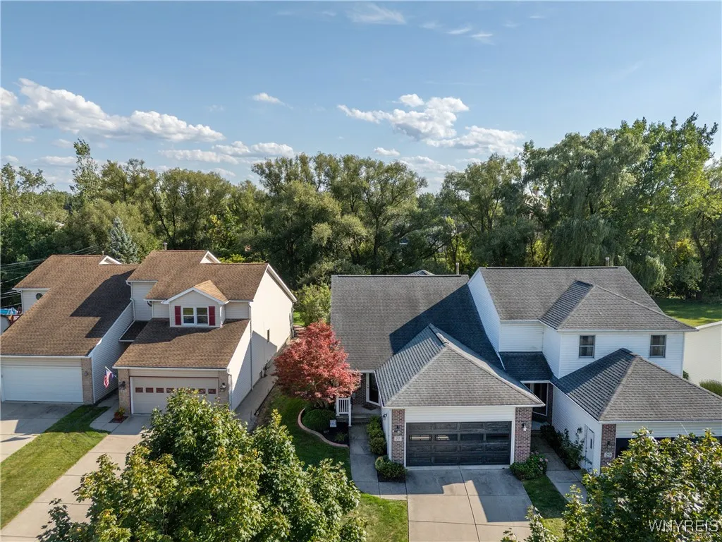 27 Eagle, Lancaster, New York 14043, Lancaster, New York 14043, 2 Bedrooms Bedrooms, 7 Rooms Rooms,2 BathroomsBathrooms,Residential,Closed,27 Eagle, Lancaster, New York 14043,0,B1635606