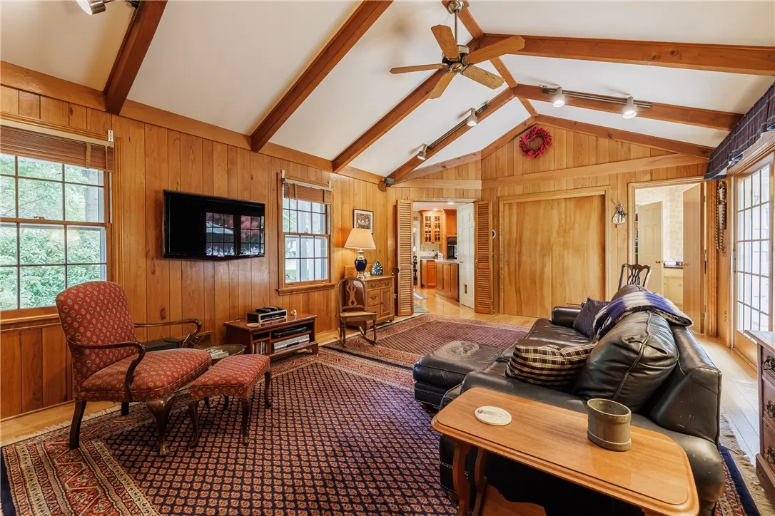 24 Countryside Road, Perinton, New York 14450, Perinton, New York 14450, 3 Bedrooms Bedrooms, 9 Rooms Rooms,2 BathroomsBathrooms,Residential,For Sale,24 Countryside Road, Perinton, New York 14450,0,R1633752