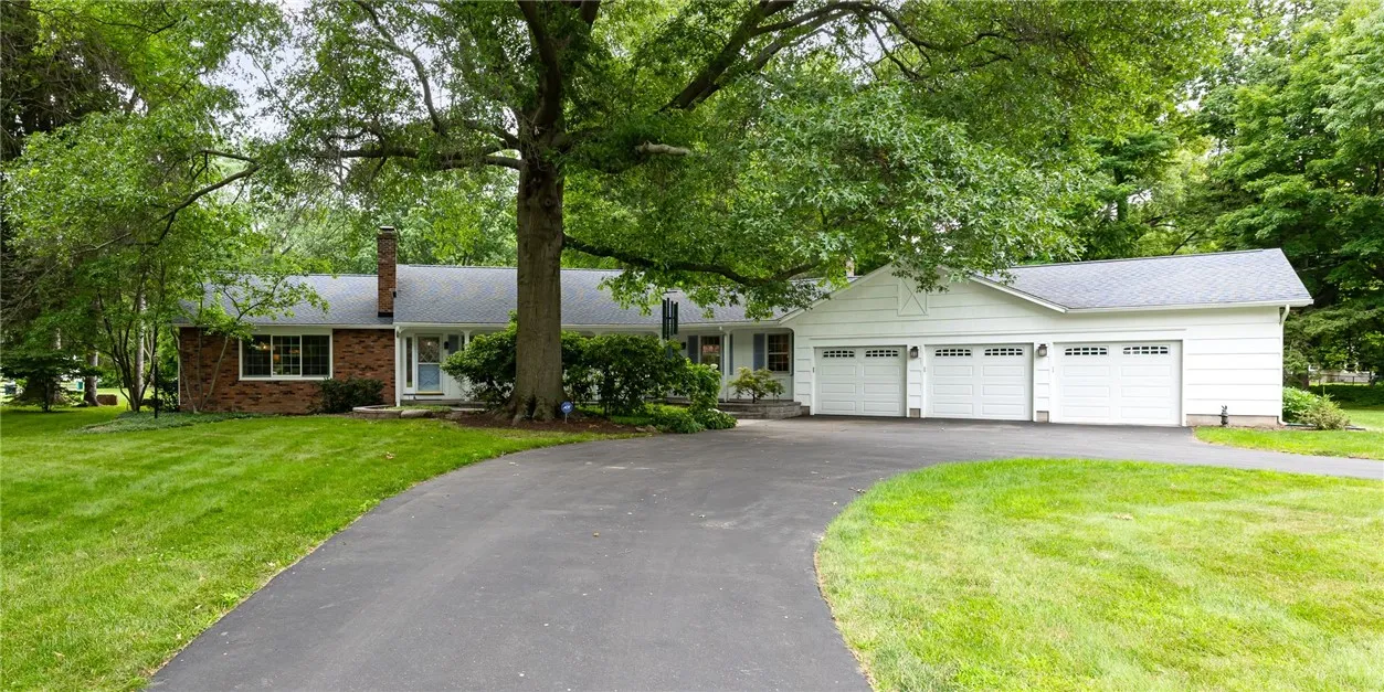 24 Countryside Road, Perinton, New York 14450, Perinton, New York 14450, 3 Bedrooms Bedrooms, 9 Rooms Rooms,2 BathroomsBathrooms,Residential,For Sale,24 Countryside Road, Perinton, New York 14450,0,R1633752