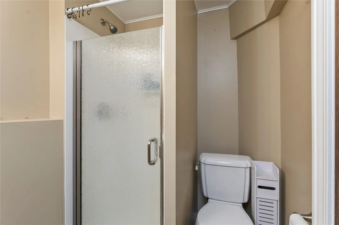 90 Wildherd Drive, Henrietta, New York 14467, Henrietta, New York 14467, 3 Bedrooms Bedrooms, 7 Rooms Rooms,3 BathroomsBathrooms,Residential,For Sale,90 Wildherd Drive, Henrietta, New York 14467,0,R1635075