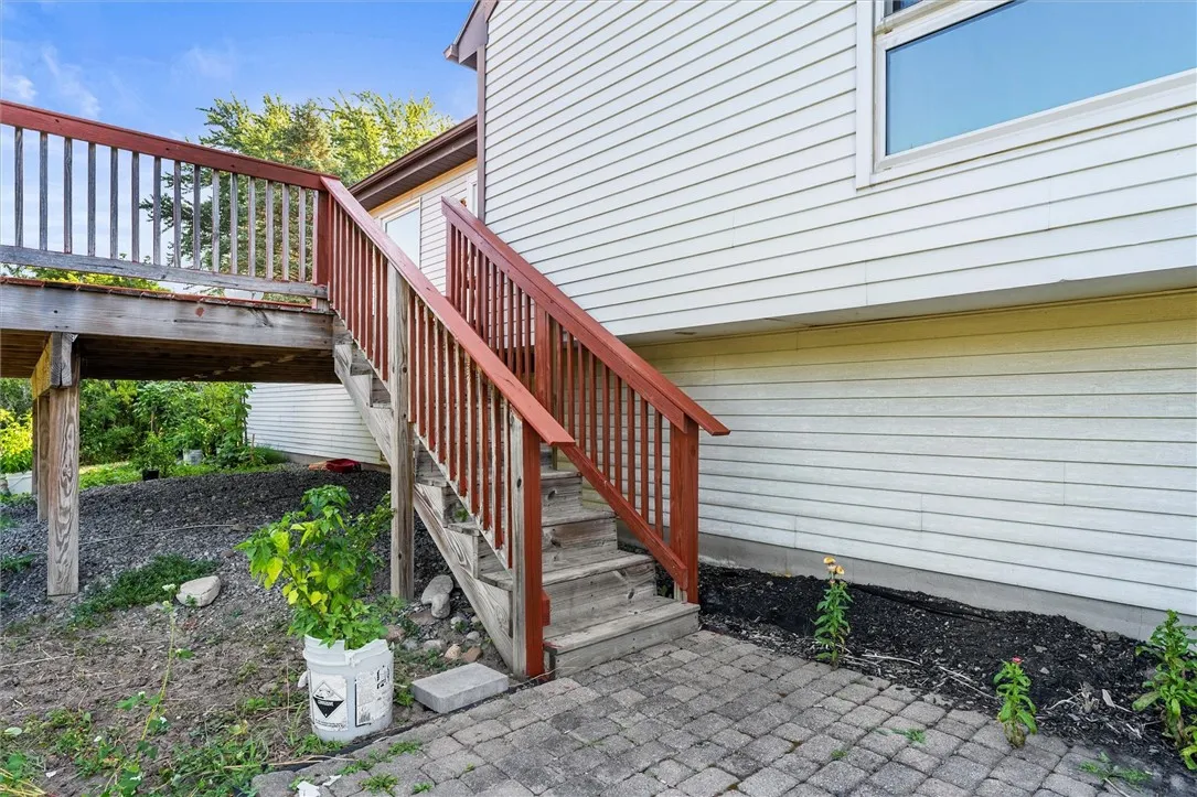 90 Wildherd Drive, Henrietta, New York 14467, Henrietta, New York 14467, 3 Bedrooms Bedrooms, 7 Rooms Rooms,3 BathroomsBathrooms,Residential,For Sale,90 Wildherd Drive, Henrietta, New York 14467,0,R1635075