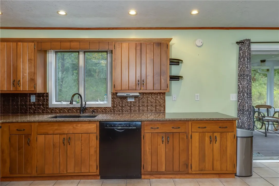 568 Steege Hill Road, Big Flats, New York 14830, Big Flats, New York 14830, 4 Bedrooms Bedrooms, 9 Rooms Rooms,2 BathroomsBathrooms,Residential,Closed,568 Steege Hill Road, Big Flats, New York 14830,0,R1635246