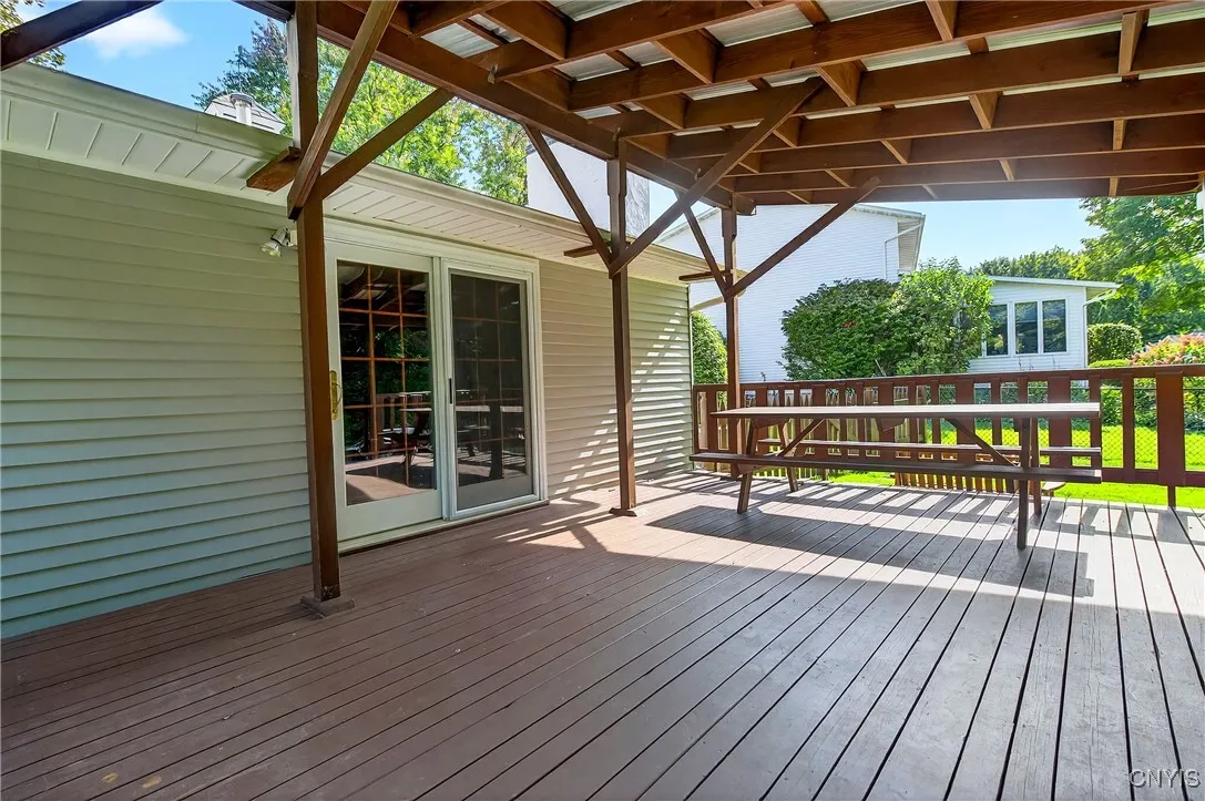 4016 Arrowhead Lane, Salina, New York 13090, Salina, New York 13090, 4 Bedrooms Bedrooms, 10 Rooms Rooms,2 BathroomsBathrooms,Residential,Closed,4016 Arrowhead Lane, Salina, New York 13090,0,S1634404