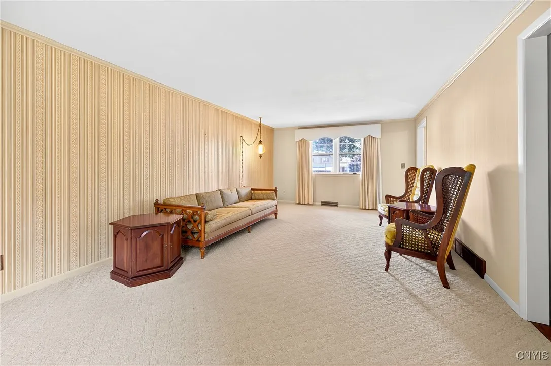 4016 Arrowhead Lane, Salina, New York 13090, Salina, New York 13090, 4 Bedrooms Bedrooms, 10 Rooms Rooms,2 BathroomsBathrooms,Residential,Closed,4016 Arrowhead Lane, Salina, New York 13090,0,S1634404