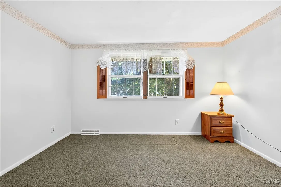 4016 Arrowhead Lane, Salina, New York 13090, Salina, New York 13090, 4 Bedrooms Bedrooms, 10 Rooms Rooms,2 BathroomsBathrooms,Residential,Closed,4016 Arrowhead Lane, Salina, New York 13090,0,S1634404