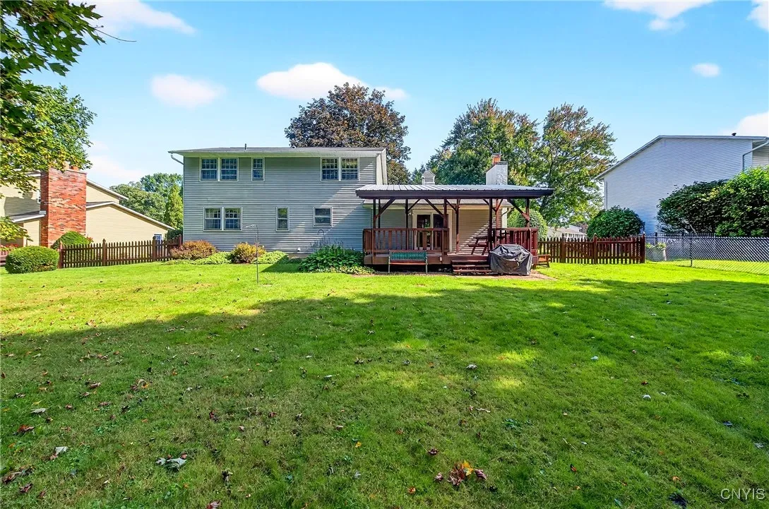 4016 Arrowhead Lane, Salina, New York 13090, Salina, New York 13090, 4 Bedrooms Bedrooms, 10 Rooms Rooms,2 BathroomsBathrooms,Residential,Closed,4016 Arrowhead Lane, Salina, New York 13090,0,S1634404