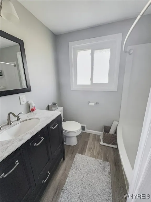 4935 Tuscarora Road, Niagara, New York 14304, Niagara, New York 14304, 2 Bedrooms Bedrooms, 5 Rooms Rooms,1 BathroomBathrooms,Residential,For Sale,4935 Tuscarora Road, Niagara, New York 14304,0,B1635425