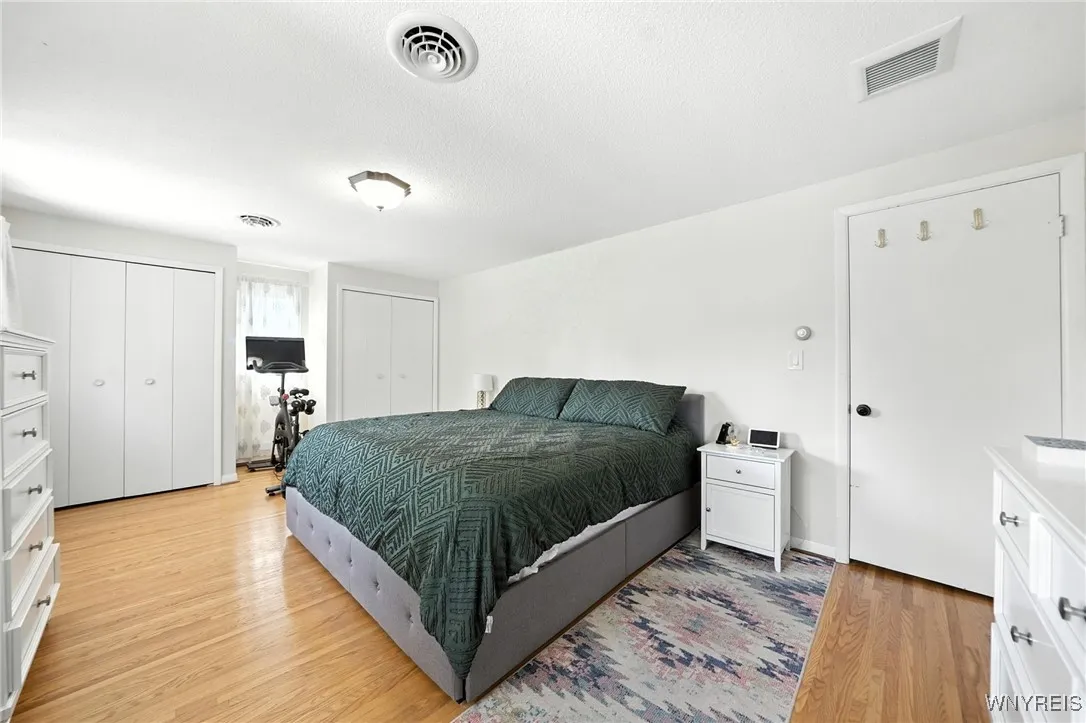 Primary Bed