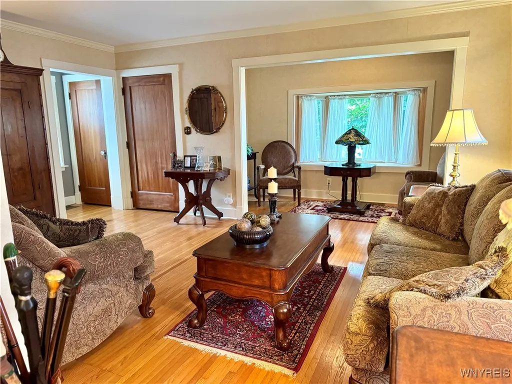 11 Hunt Avenue, Hamburg, New York 14075, Hamburg, New York 14075, 3 Bedrooms Bedrooms, 8 Rooms Rooms,1 BathroomBathrooms,Residential,For Sale,11 Hunt Avenue, Hamburg, New York 14075,0,B1635702