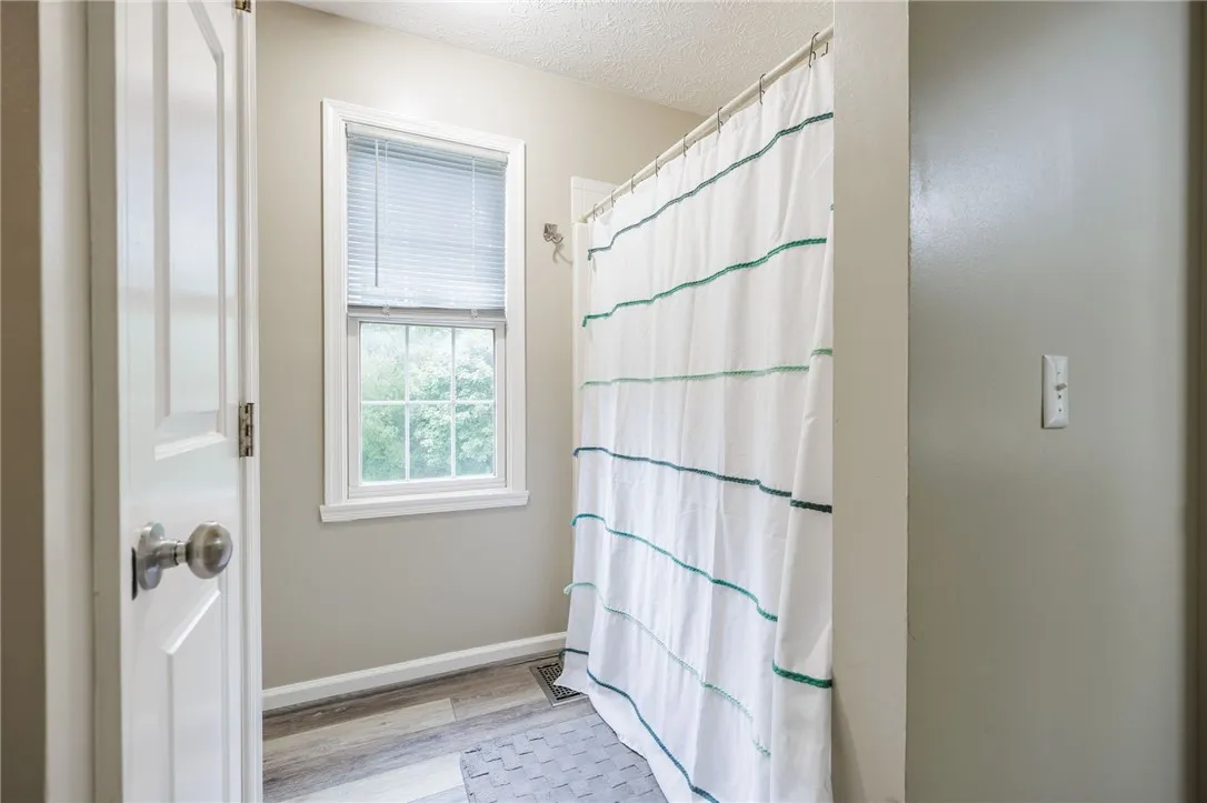 3366 Heather Brook Lane, Walworth, New York 14502, Walworth, New York 14502, 4 Bedrooms Bedrooms, 9 Rooms Rooms,1 BathroomBathrooms,Residential,Closed,3366 Heather Brook Lane, Walworth, New York 14502,0,R1631825