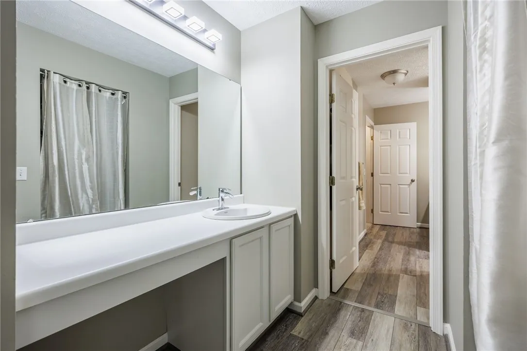 3366 Heather Brook Lane, Walworth, New York 14502, Walworth, New York 14502, 4 Bedrooms Bedrooms, 9 Rooms Rooms,1 BathroomBathrooms,Residential,Closed,3366 Heather Brook Lane, Walworth, New York 14502,0,R1631825