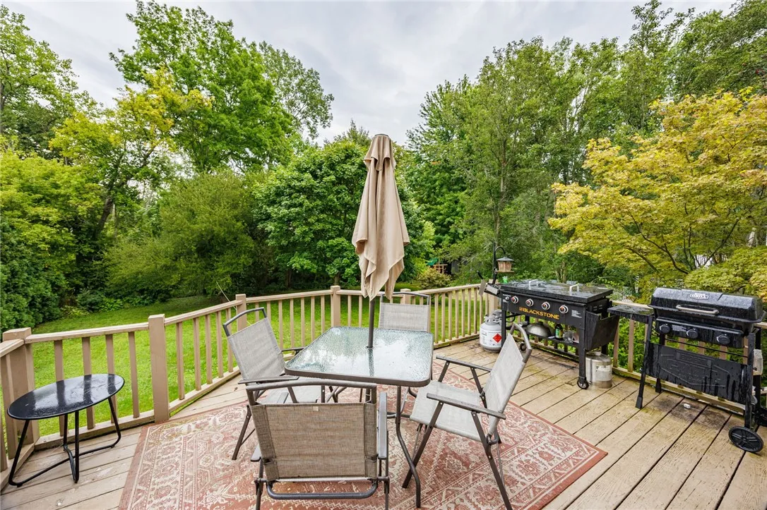 3366 Heather Brook Lane, Walworth, New York 14502, Walworth, New York 14502, 4 Bedrooms Bedrooms, 9 Rooms Rooms,1 BathroomBathrooms,Residential,Closed,3366 Heather Brook Lane, Walworth, New York 14502,0,R1631825