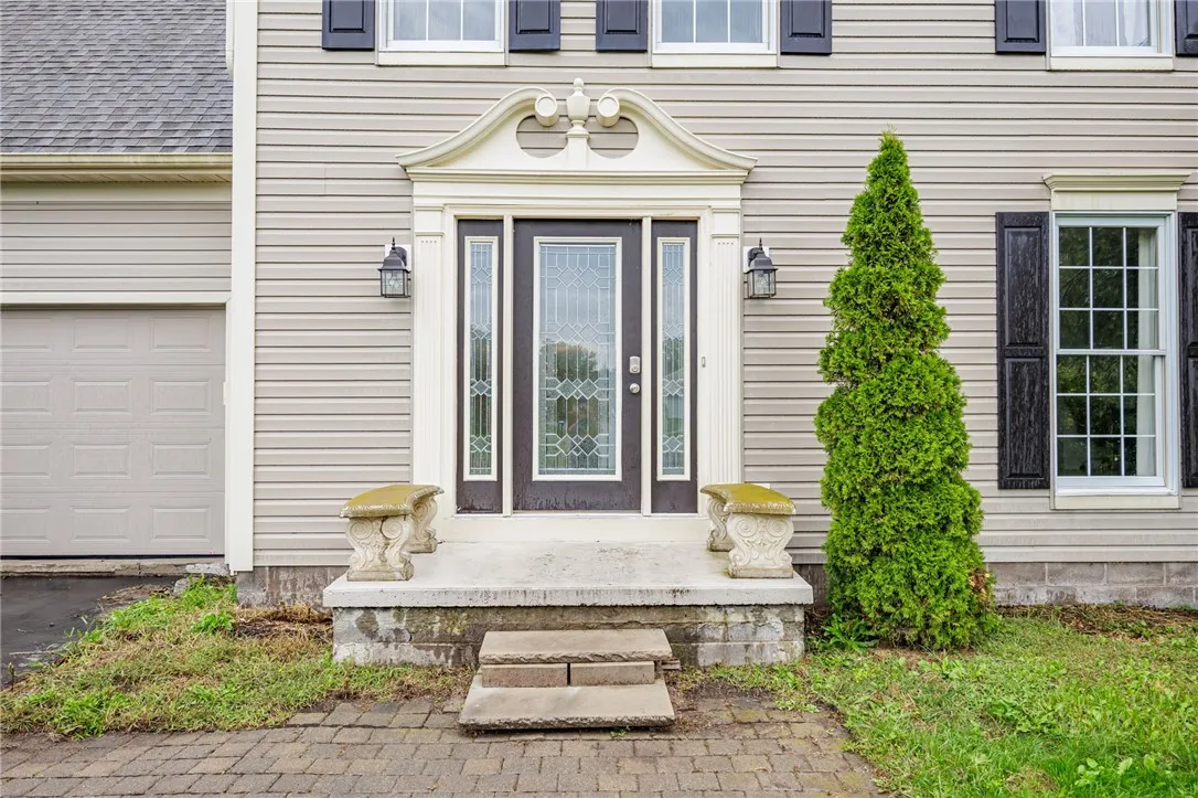 3366 Heather Brook Lane, Walworth, New York 14502, Walworth, New York 14502, 4 Bedrooms Bedrooms, 9 Rooms Rooms,1 BathroomBathrooms,Residential,Closed,3366 Heather Brook Lane, Walworth, New York 14502,0,R1631825