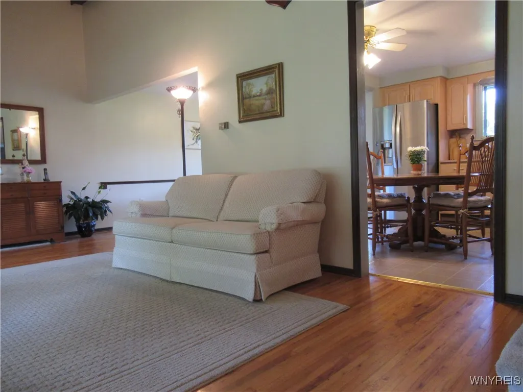 Solid Hardwood Floors Throughout! - Fabulous Open Floor Plan