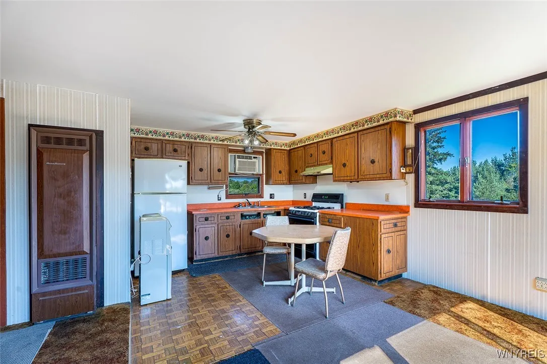 433 Getman Road, Bennington, New York 14004, Bennington, New York 14004, 3 Bedrooms Bedrooms, 6 Rooms Rooms,2 BathroomsBathrooms,Residential,Closed,433 Getman Road, Bennington, New York 14004,0,B1635583