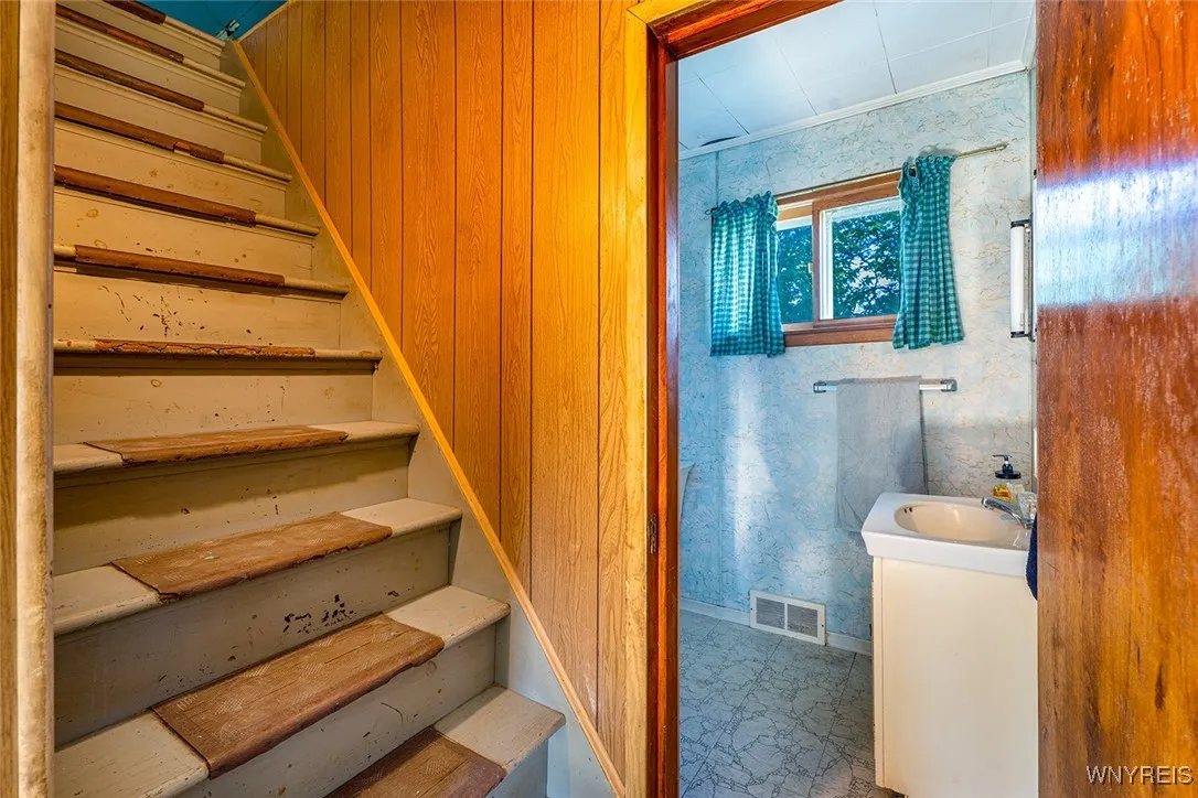 433 Getman Road, Bennington, New York 14004, Bennington, New York 14004, 3 Bedrooms Bedrooms, 6 Rooms Rooms,2 BathroomsBathrooms,Residential,Closed,433 Getman Road, Bennington, New York 14004,0,B1635583