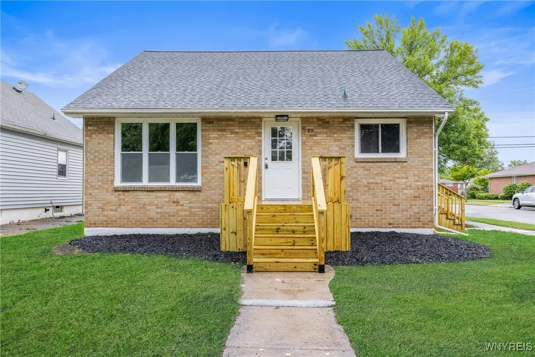 99 Margaret Road, Amherst, New York 14226, Amherst, New York 14226, 3 Bedrooms Bedrooms, 5 Rooms Rooms,2 BathroomsBathrooms,Residential,For Sale,99 Margaret Road, Amherst, New York 14226,0,B1635857