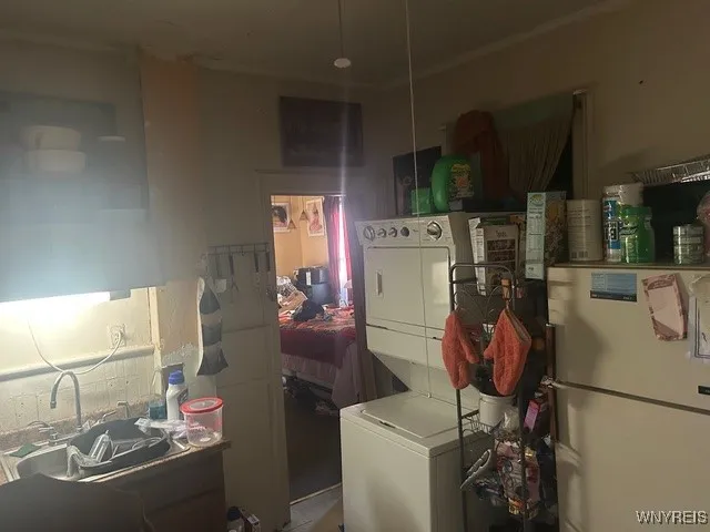 14 Box Avenue, Buffalo, New York 14211, Buffalo, New York 14211, 4 Bedrooms Bedrooms, ,2 BathroomsBathrooms,Residential,For Sale,14 Box Avenue, Buffalo, New York 14211,0,B1635511