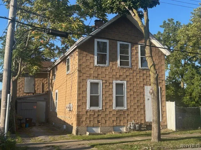14 Box Avenue, Buffalo, New York 14211, Buffalo, New York 14211, 4 Bedrooms Bedrooms, ,2 BathroomsBathrooms,Residential,For Sale,14 Box Avenue, Buffalo, New York 14211,0,B1635511