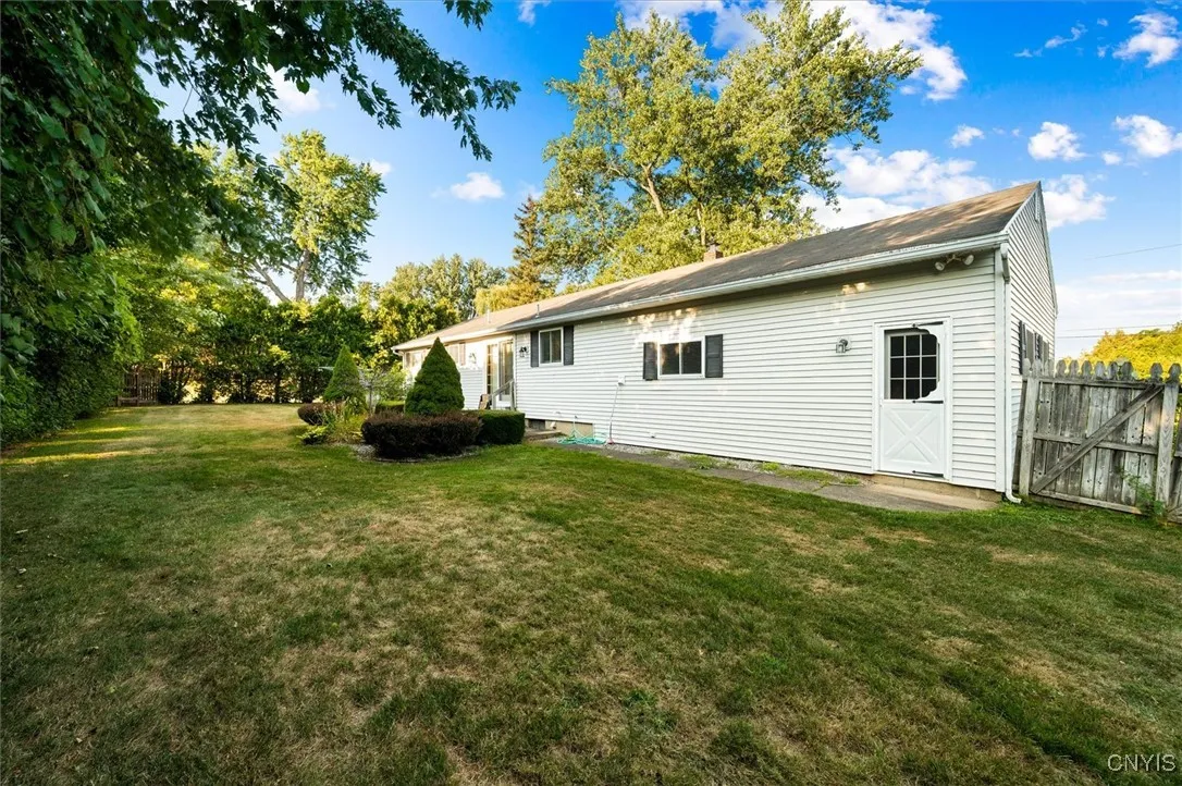 9 Baldwin Road, Whitestown, New York 13492, Whitestown, New York 13492, 3 Bedrooms Bedrooms, 6 Rooms Rooms,1 BathroomBathrooms,Residential,Closed,9 Baldwin Road, Whitestown, New York 13492,0,S1635808