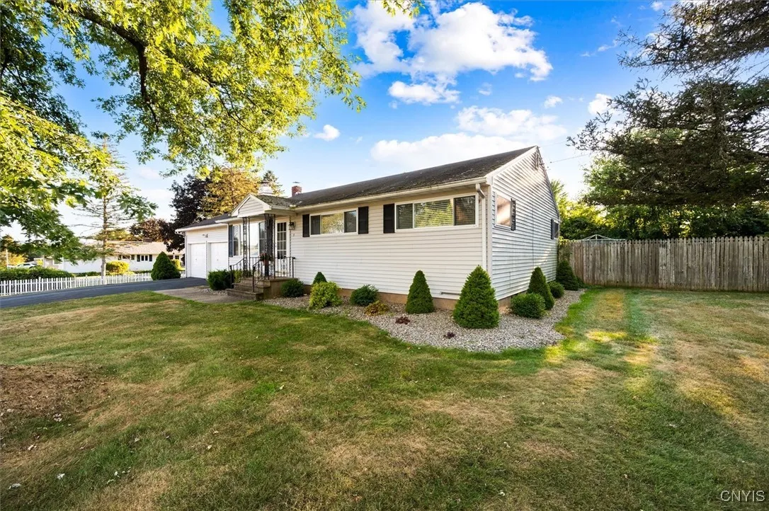 9 Baldwin Road, Whitestown, New York 13492, Whitestown, New York 13492, 3 Bedrooms Bedrooms, 6 Rooms Rooms,1 BathroomBathrooms,Residential,Closed,9 Baldwin Road, Whitestown, New York 13492,0,S1635808