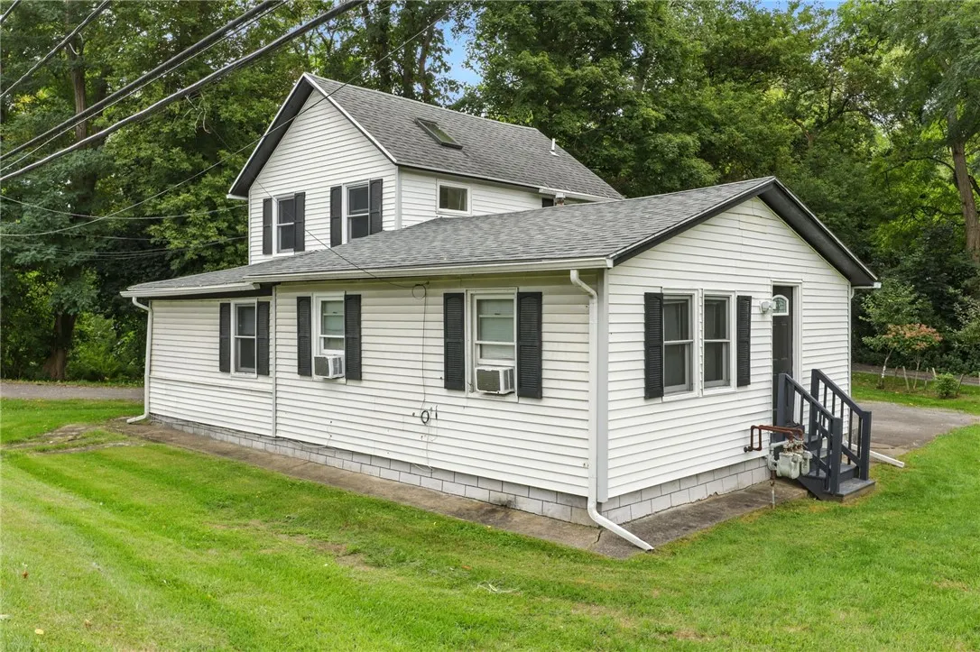 5639 Palmyra Road, Pittsford, New York 14534, Pittsford, New York 14534, 3 Bedrooms Bedrooms, ,3 BathroomsBathrooms,Residential,Closed,5639 Palmyra Road, Pittsford, New York 14534,0,R1634933