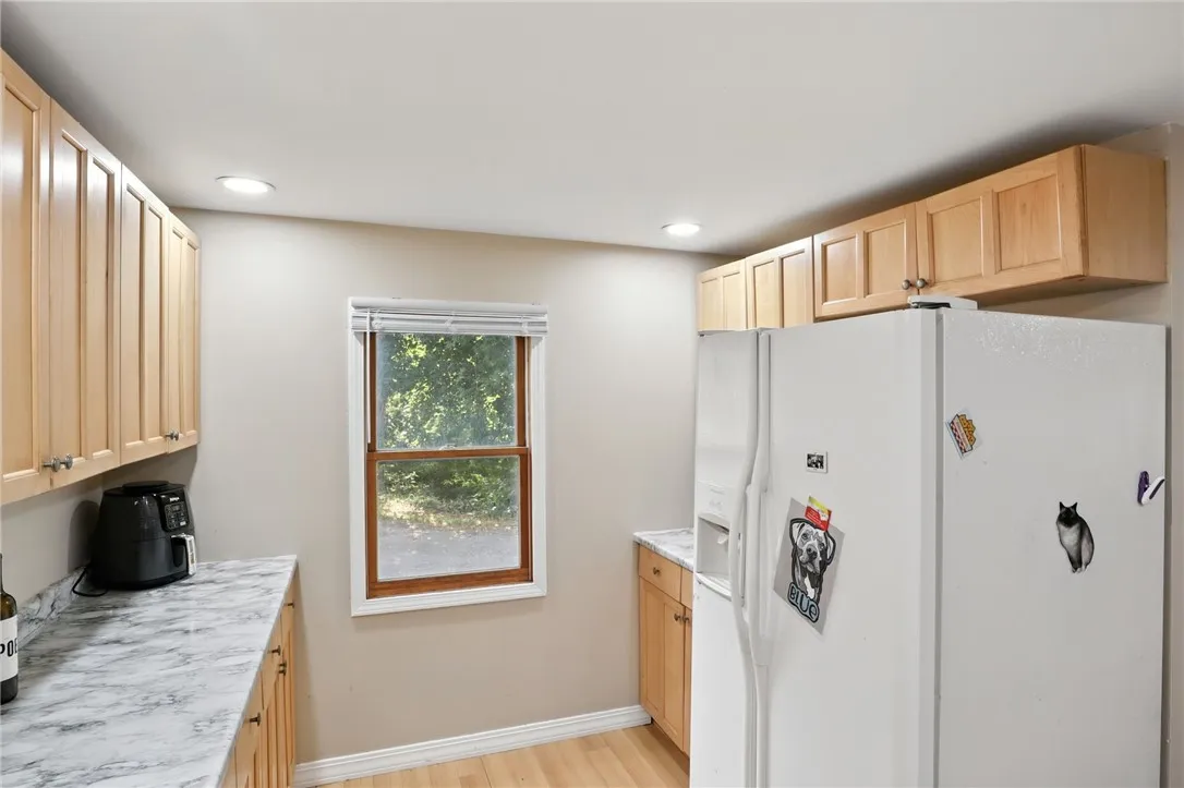 5639 Palmyra Road, Pittsford, New York 14534, Pittsford, New York 14534, 3 Bedrooms Bedrooms, ,3 BathroomsBathrooms,Residential,Closed,5639 Palmyra Road, Pittsford, New York 14534,0,R1634933