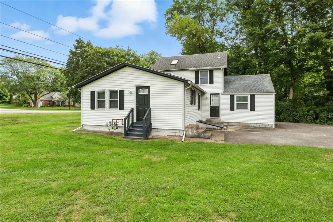 5639 Palmyra Road, Pittsford, New York 14534, Pittsford, New York 14534, 3 Bedrooms Bedrooms, ,3 BathroomsBathrooms,Residential,Closed,5639 Palmyra Road, Pittsford, New York 14534,0,R1634933