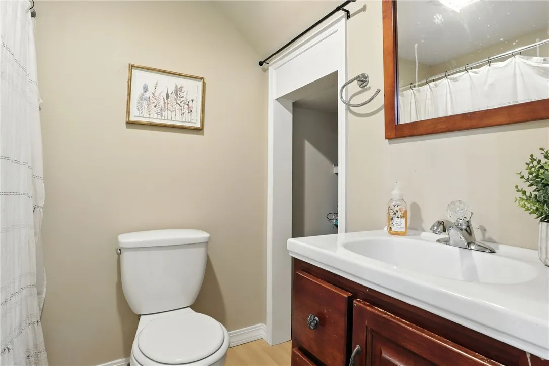 5639 Palmyra Road, Pittsford, New York 14534, Pittsford, New York 14534, 3 Bedrooms Bedrooms, ,3 BathroomsBathrooms,Residential,Closed,5639 Palmyra Road, Pittsford, New York 14534,0,R1634933