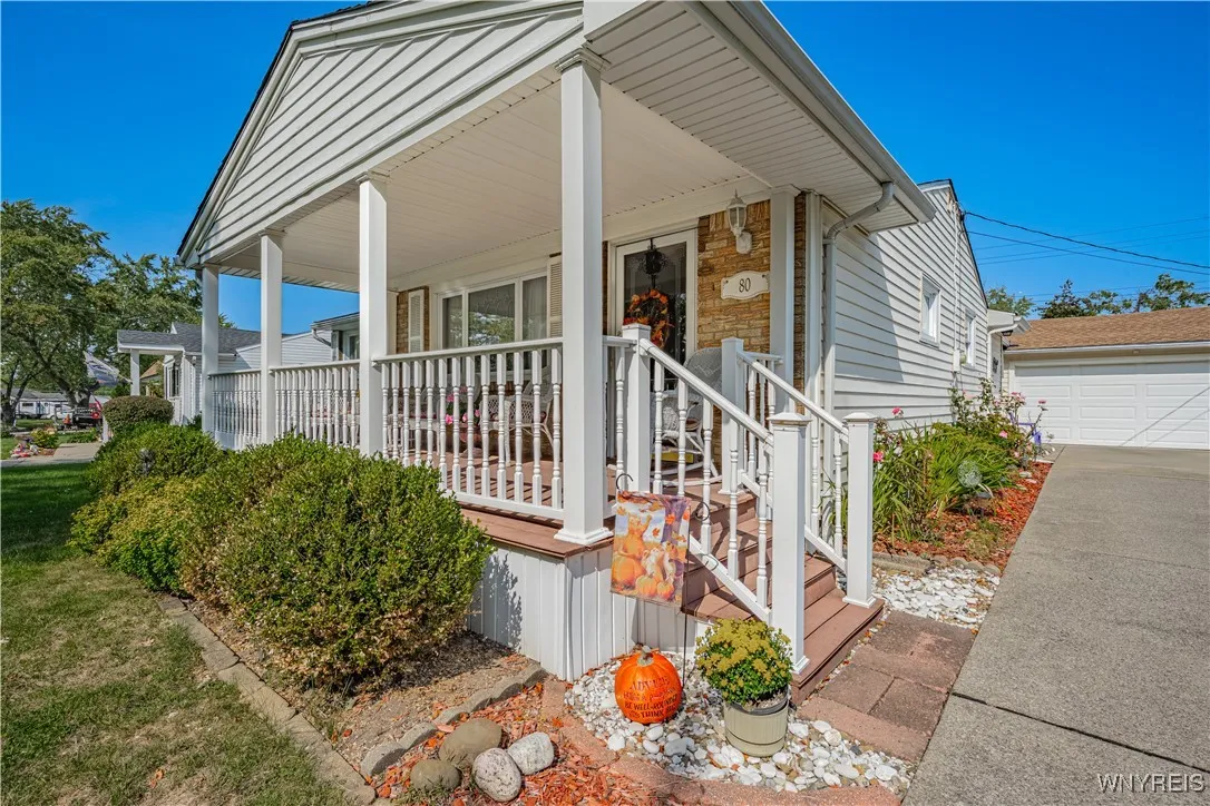 80 Gath Terrace, Tonawanda, New York 14150, Tonawanda, New York 14150, 2 Bedrooms Bedrooms, 7 Rooms Rooms,2 BathroomsBathrooms,Residential,Closed,80 Gath Terrace, Tonawanda, New York 14150,0,B1635882