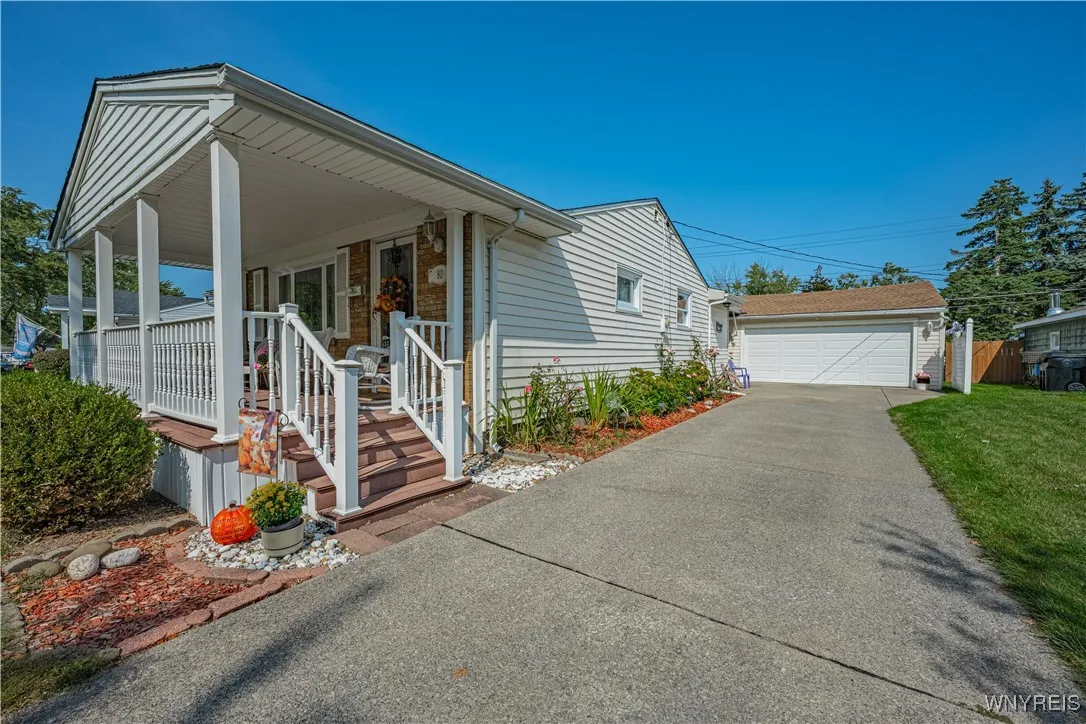 80 Gath Terrace, Tonawanda, New York 14150, Tonawanda, New York 14150, 2 Bedrooms Bedrooms, 7 Rooms Rooms,2 BathroomsBathrooms,Residential,Closed,80 Gath Terrace, Tonawanda, New York 14150,0,B1635882