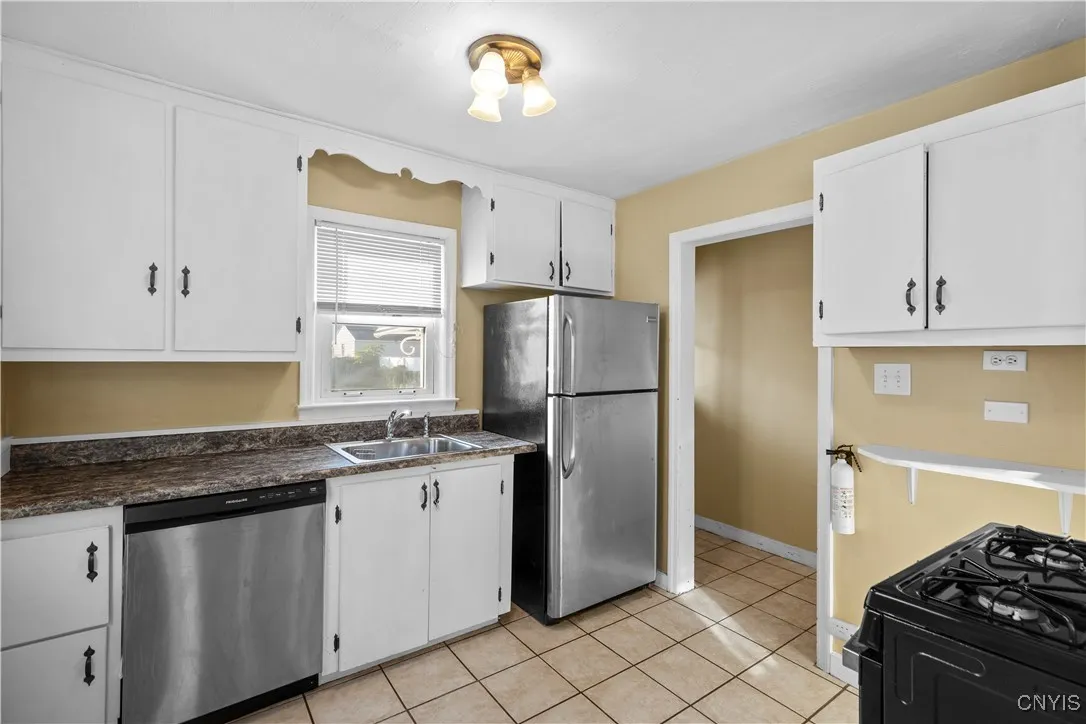1405 Kellogg Avenue, Utica, New York 13502, Utica, New York 13502, 3 Bedrooms Bedrooms, 5 Rooms Rooms,1 BathroomBathrooms,Residential,For Sale,1405 Kellogg Avenue, Utica, New York 13502,0,S1634722