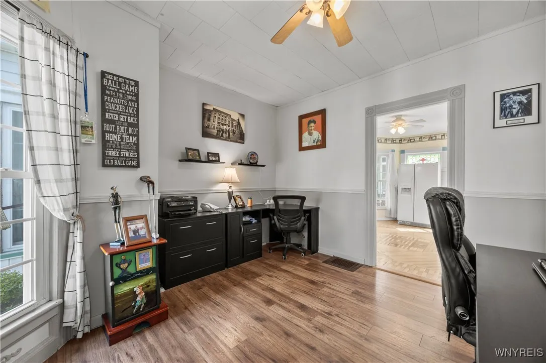 24 Elm Street, Warsaw, New York 14569, Warsaw, New York 14569, 5 Bedrooms Bedrooms, 10 Rooms Rooms,2 BathroomsBathrooms,Residential,Closed,24 Elm Street, Warsaw, New York 14569,0,B1635189