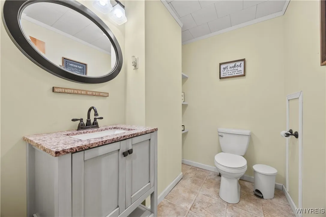 24 Elm Street, Warsaw, New York 14569, Warsaw, New York 14569, 5 Bedrooms Bedrooms, 10 Rooms Rooms,2 BathroomsBathrooms,Residential,Closed,24 Elm Street, Warsaw, New York 14569,0,B1635189